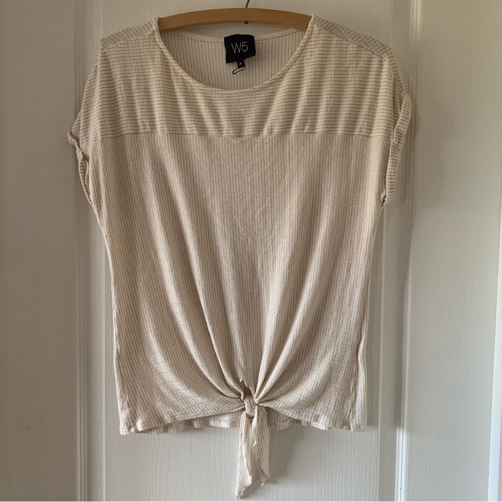Anthropologie W5 cream and gold knit top tie front